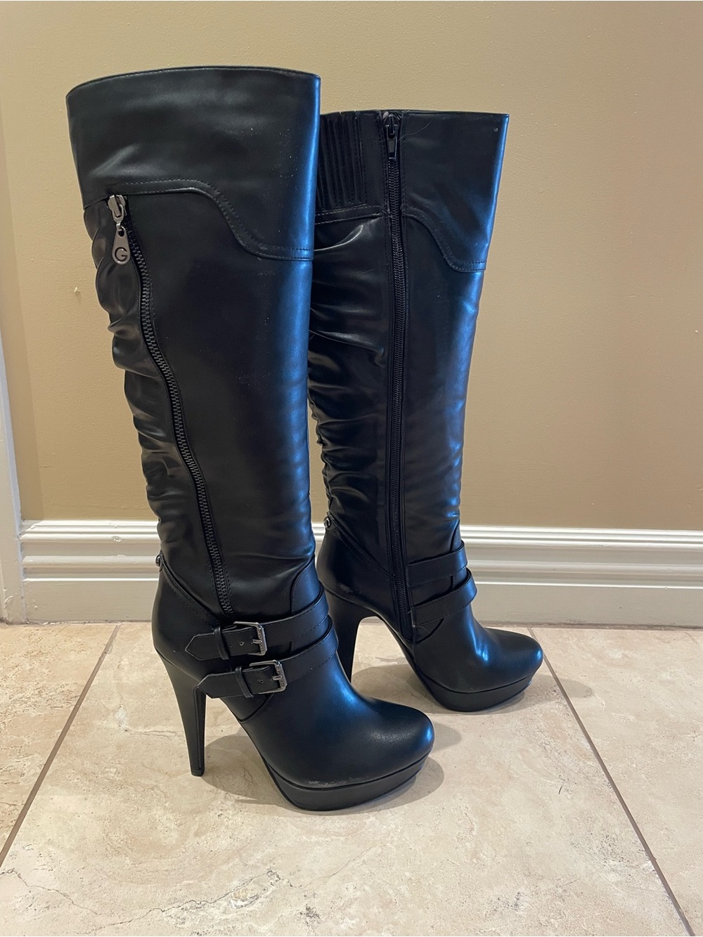 Women's Black Knee-High Platform Heeled Boots